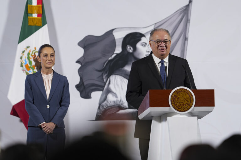 P13_Mexico_Nacional_Presidencia_MABE