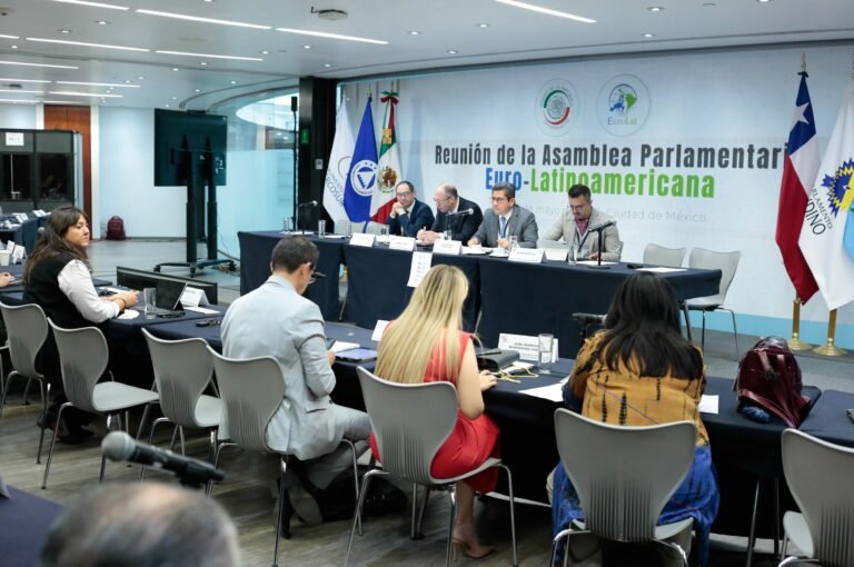 P13_Mexico_Congreso_Senado